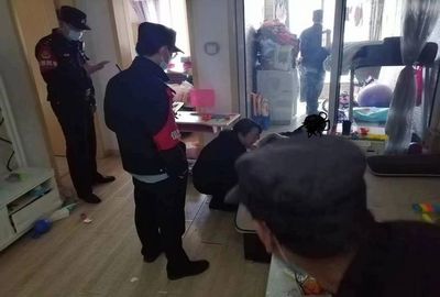金江保安快速反应,勇救跳楼轻生女子